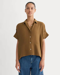 The Boxy Shirt in Washable Silk | Toffee