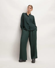 The Hammered Satin Popover Shirt | Scarab