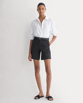 Seamed Everywhere Short | Black