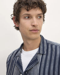 The Resort Shirt in Linen | Navy / Bone