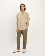 The Classic Short-Sleeve Shirt in Linen | Trench Coat Khaki