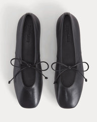 Leather Keyhole Flat | Black