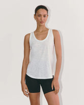 The Perform Tank | White