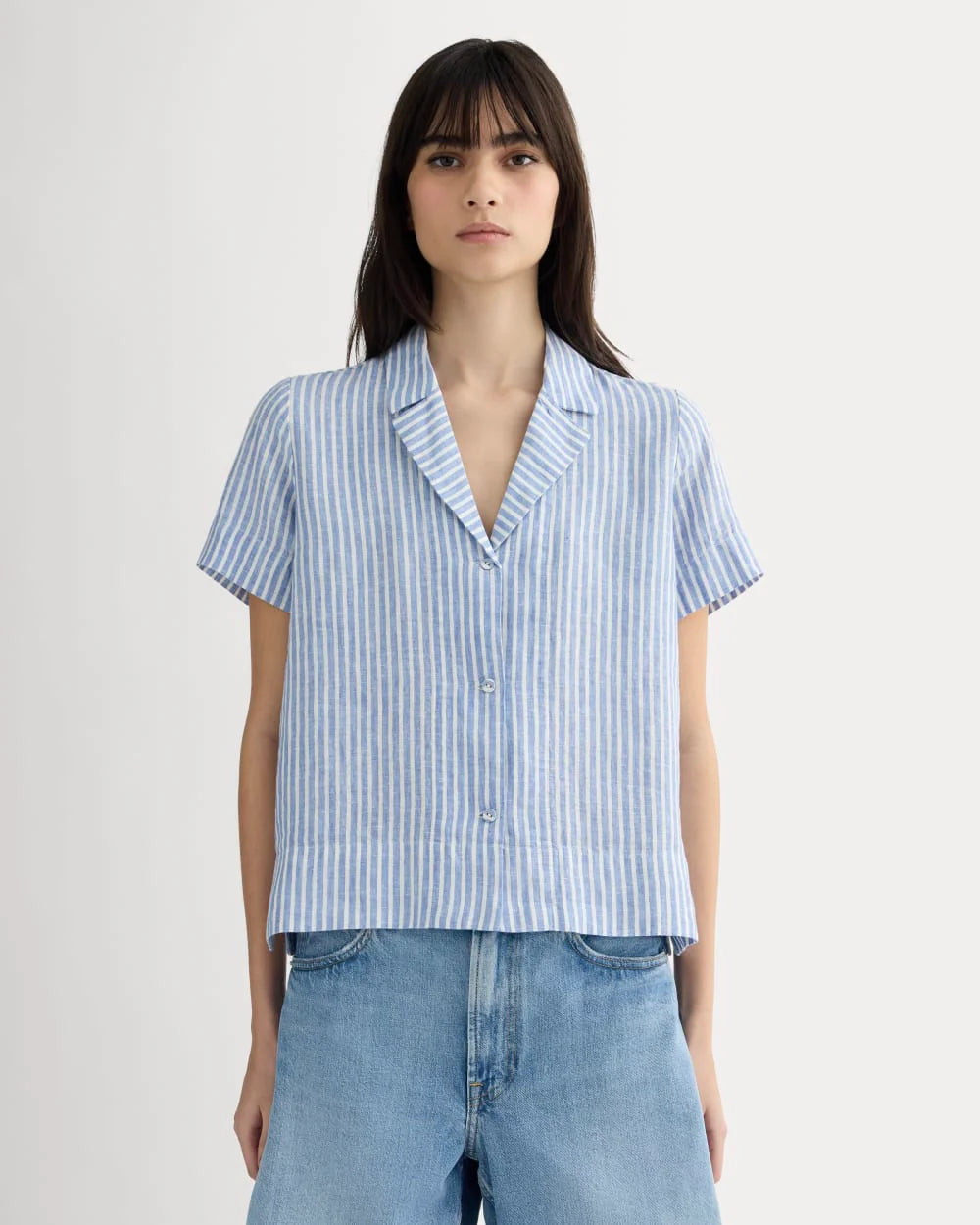 The Notch Shirt in Linen | Bluebell / Bone