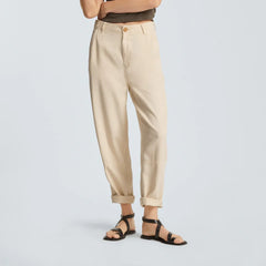 The Chino in Buttersoft | Parchment