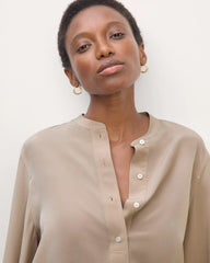 The Henley Shirt in Washable Silk | Burnt Sugar