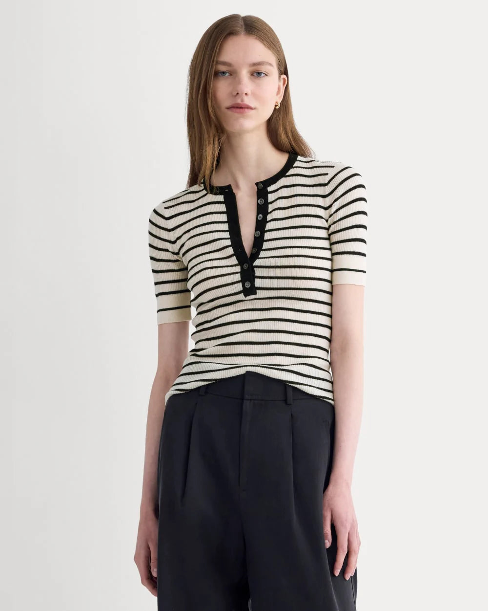 The Short-Sleeve Henley in Ultrasoft Merino | Parchment / Black