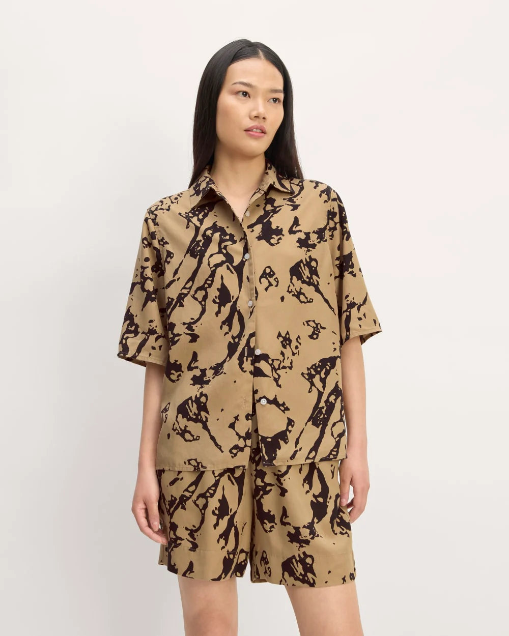 The Short-Sleeve Shirt in Butterlite | Black / Cornstalk Abstract