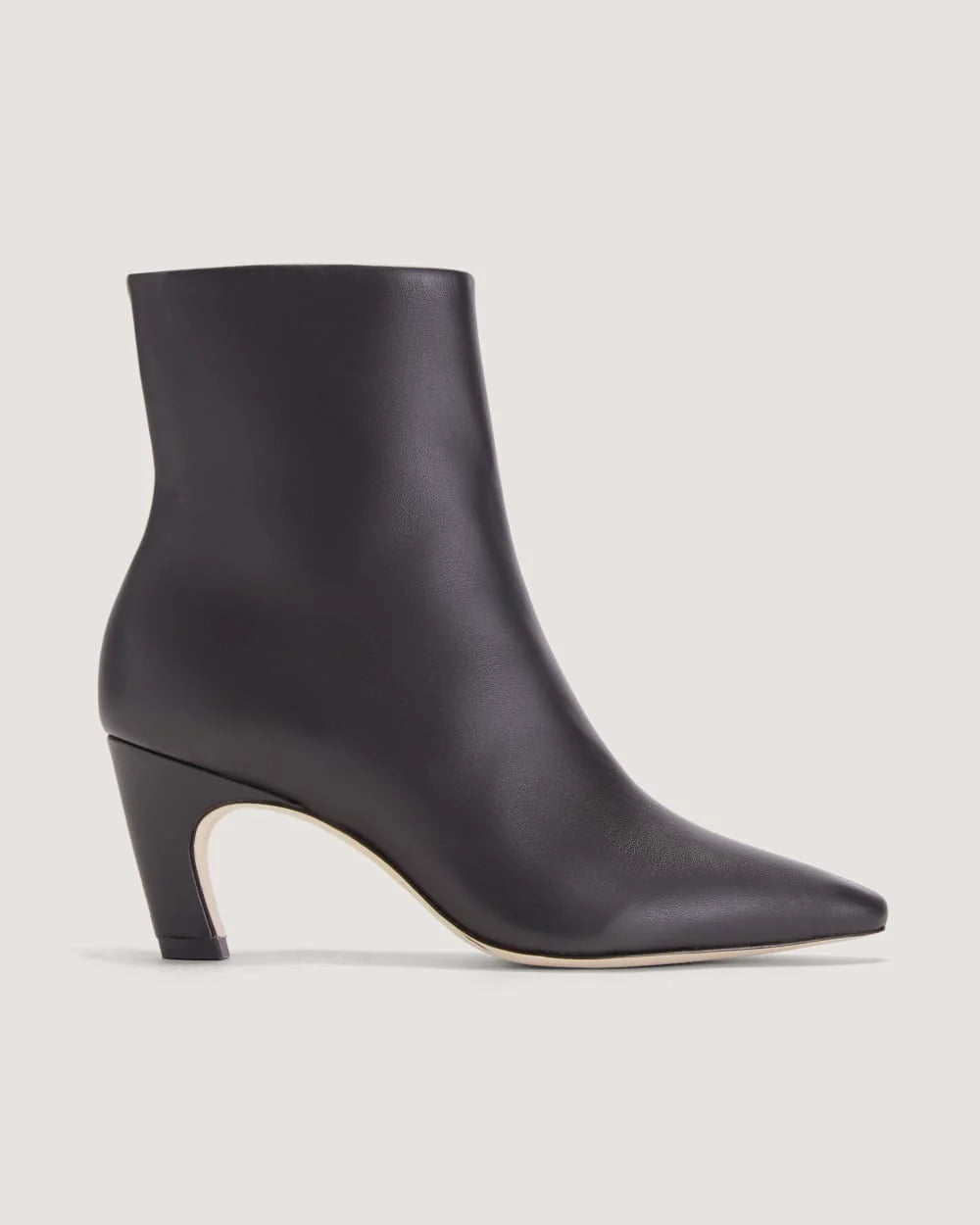 The Short Banana Boot | Black