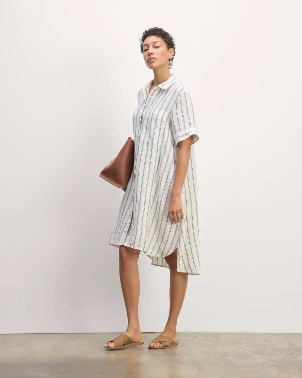 The Daytripper Dress in Linen | Bone/Navy