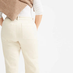 The Straight-Leg Crop | Sandstone | Short