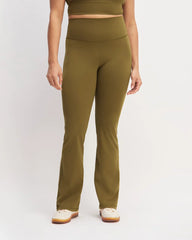 The Perform Flare Legging | Beech