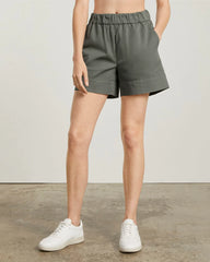 The Easy Short | Pewter Green