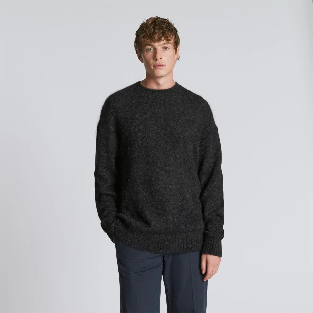 The Alpaca Crew | Heathered Black